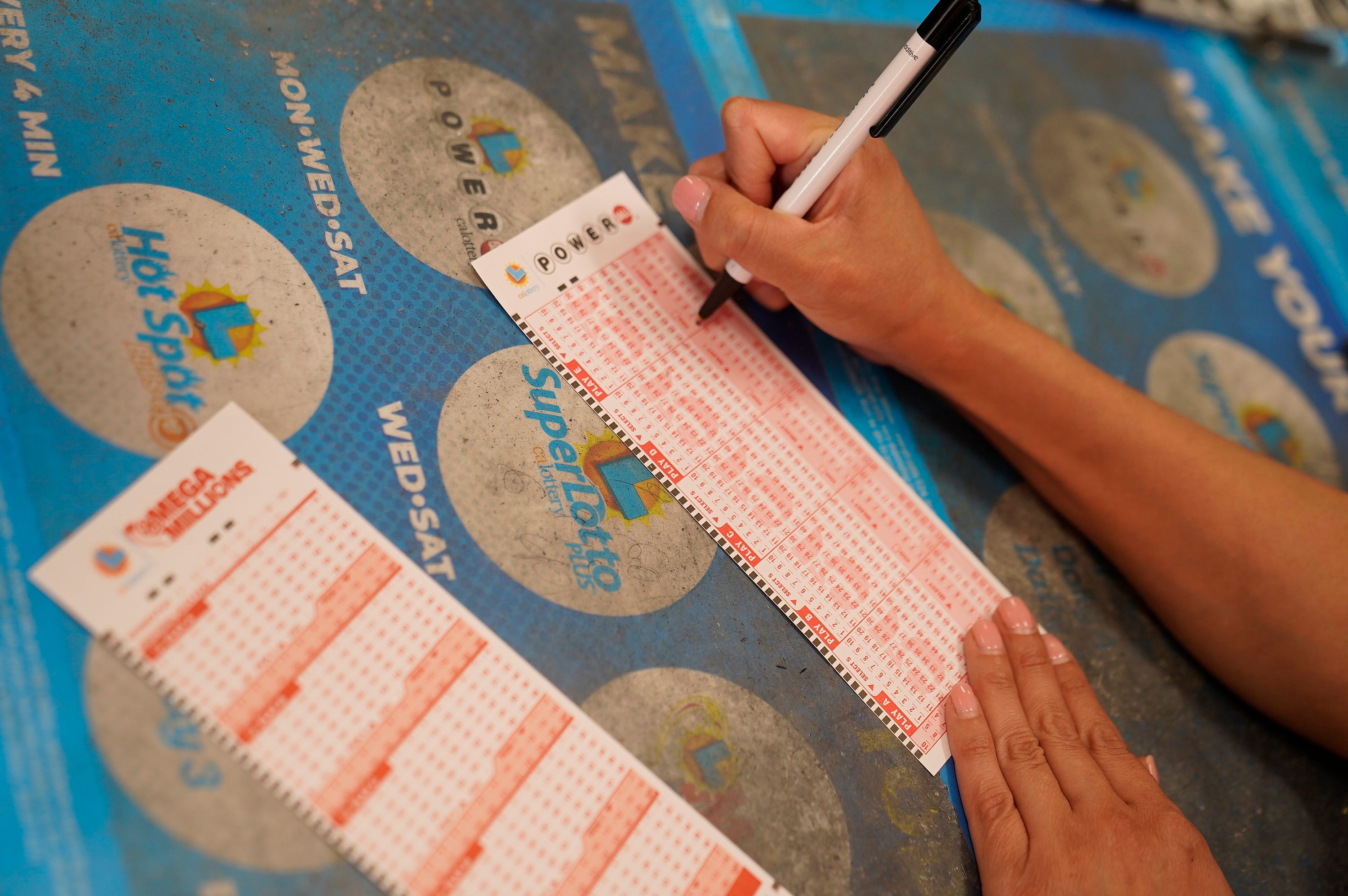 Powerball jackpot climbs to $345M. When is the next drawing?